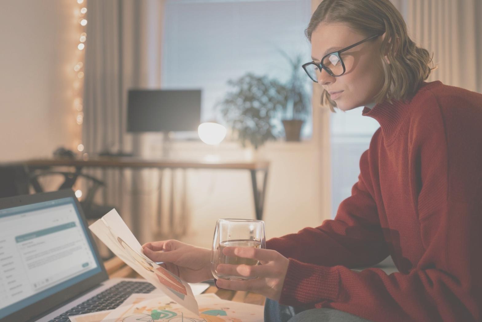 Finanzanalysten bei der Arbeit mit modernen Bewertungsmodellen